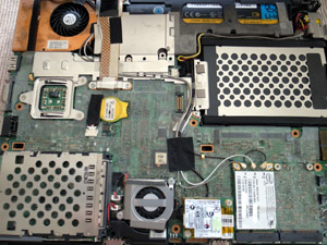 Photo: Inside ThinkPad X61 2010. Tokyo, Japan, Ricoh GR DIGITAL III, GR LENS F1.9/28. 