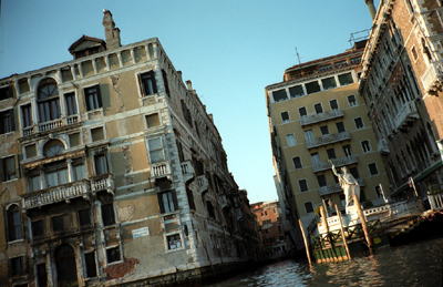 Photo: 1995. Venice, CONTAX T2 Carl Zeiss T* Sonnar 2.8/38, Agfa, FS