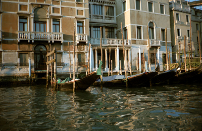 Photo: 1995. Venice, CONTAX T2 Carl Zeiss T* Sonnar 2.8/38, Agfa