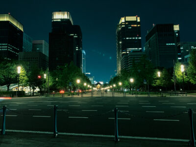 Photo: “Tokyo Station at night.”